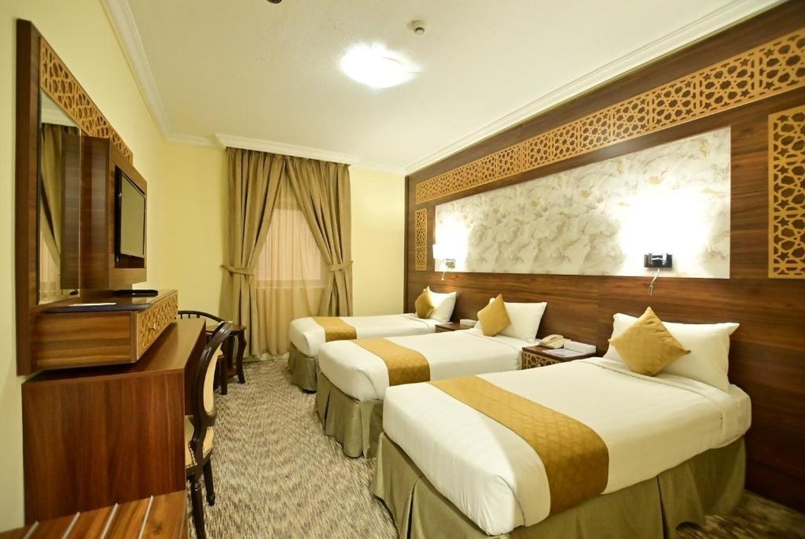 Abraj Al Tayseer Tuwa Hotel Room Type - 3 Single Premium