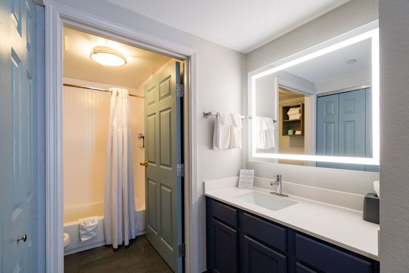 STAYBRIDGE SUITES RIDGELAND