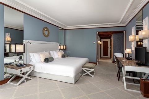 Seaview Retreat Room