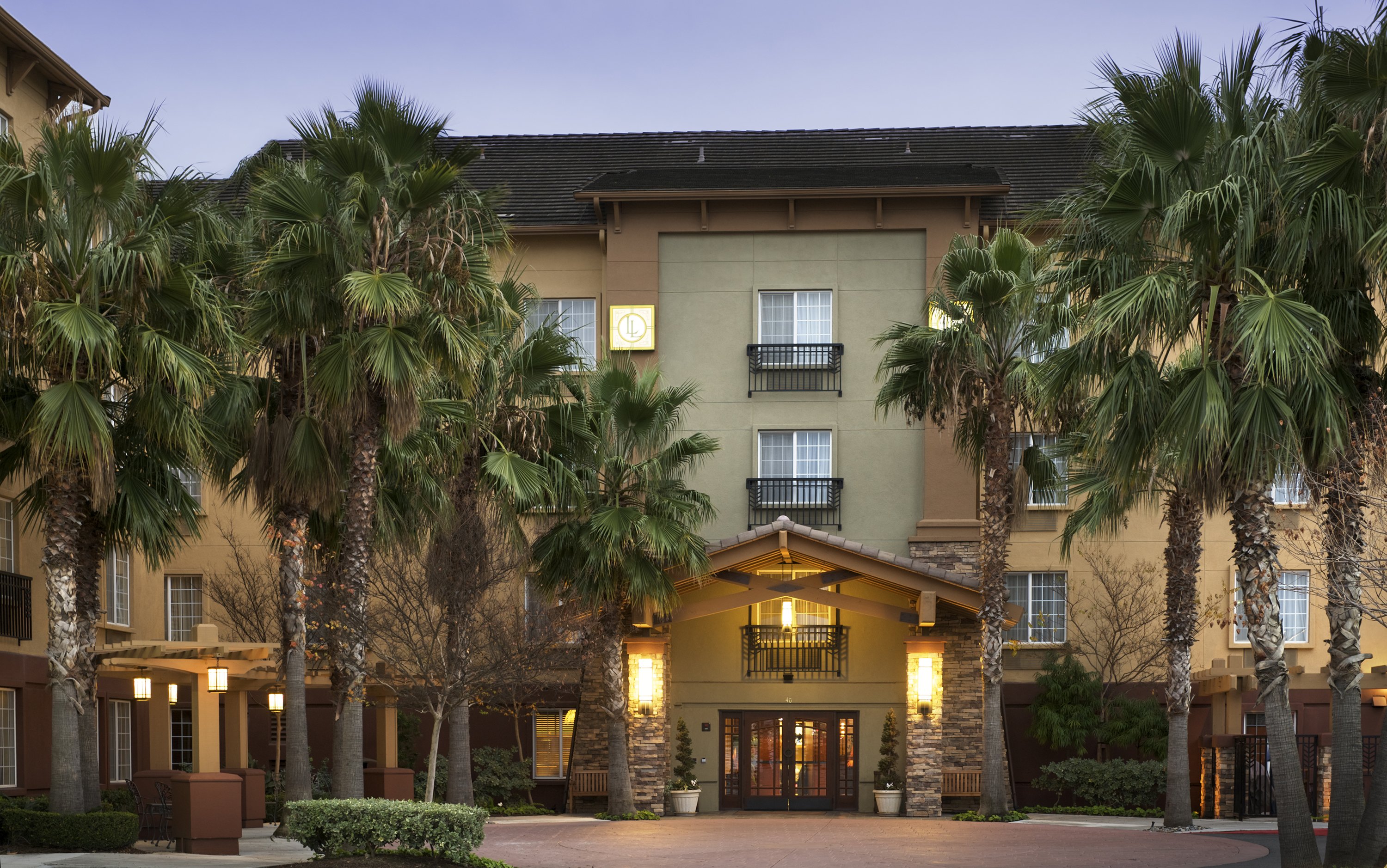 Larkspur Landing Bellevue Hotel