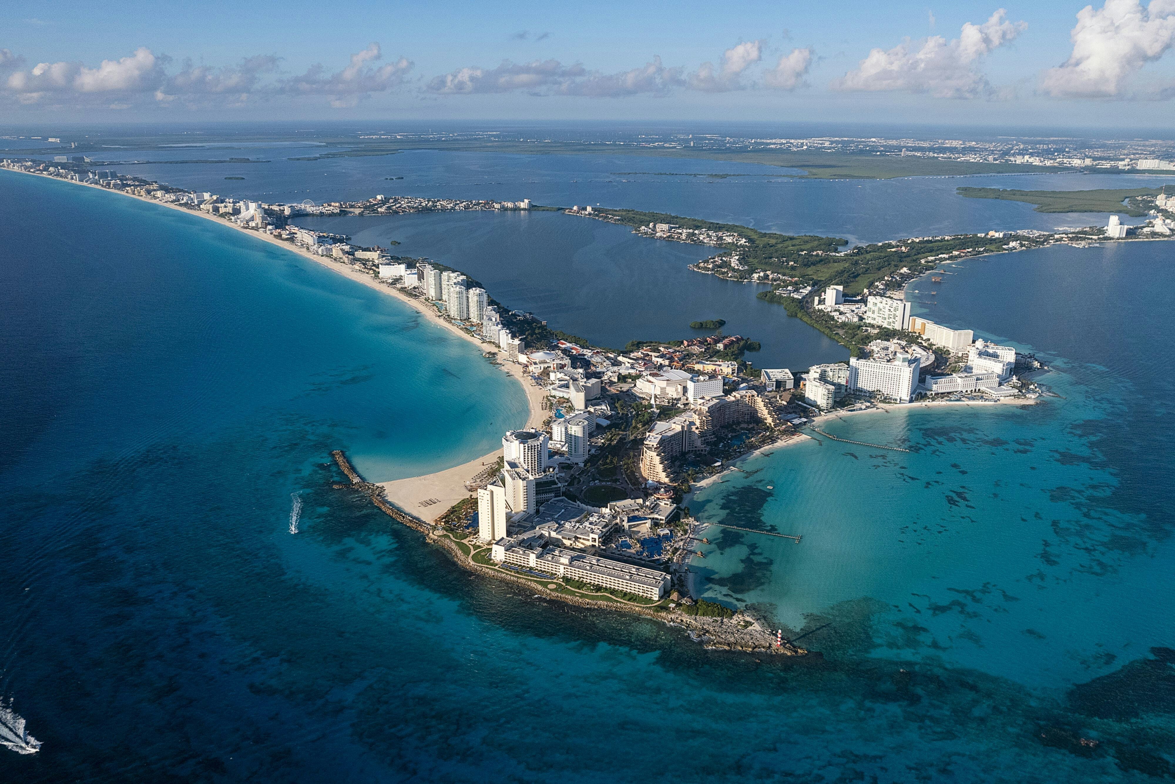 aloft Cancun