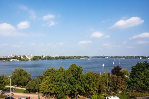 Suite - Lake View