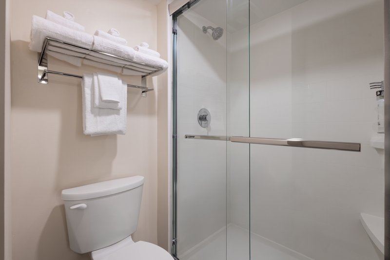 Holiday Inn Hotel and Suites Richmond – West End