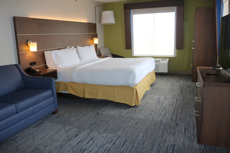 HOLIDAY INN EXP STE QUAKERTOWN