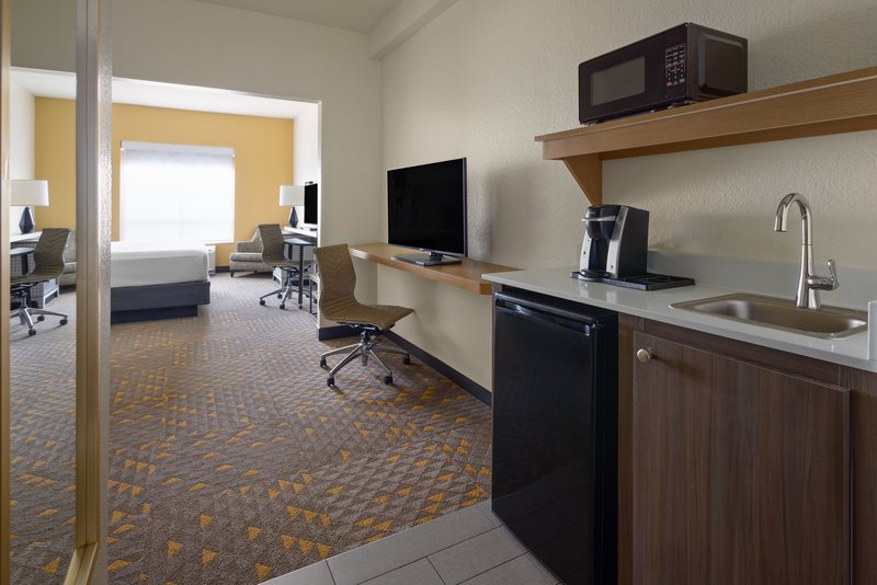 HOLIDAY INN HTL STES PEARL