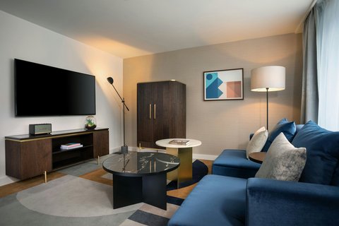 Corner Suite - Living Room
