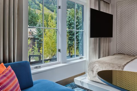 Fabulous Tiered Queen Guest Room