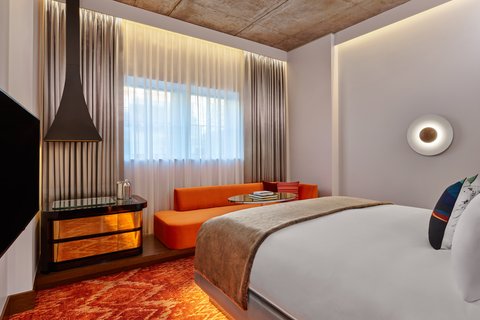 King Fabulous Guest Room