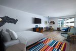 Savvy King Suite, Suite, 1 King, Pool view