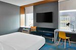 Aloft by Marriott Austin at The Domain