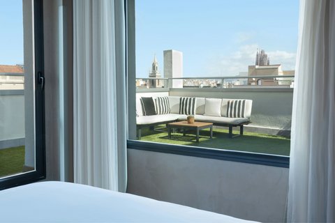 Grand Terrace Superior Guest Room