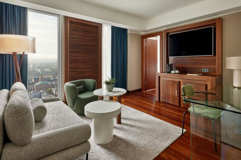 Grand Deluxe Suite - Living Room