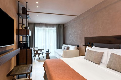 Pation Open Plan Suite