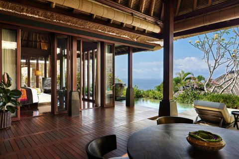 One-Bedroom Ocean View