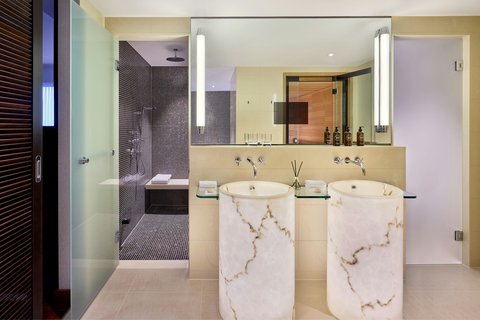Presidential Suite Bathroom