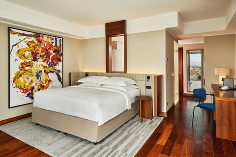 Panoramic Deluxe Guestroom