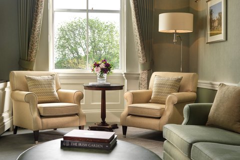 Heritage One-Bedroom Suite - Seating
