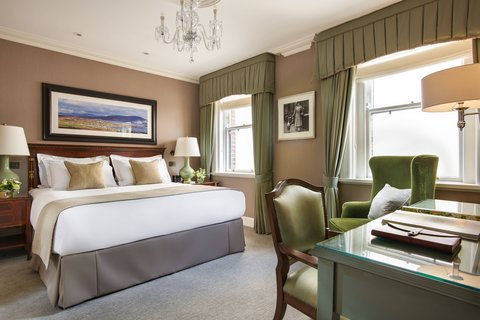 Signature Suite - King