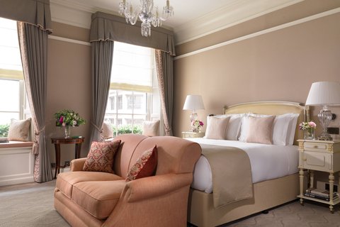 Princess Grace Suite - Master Bedroom