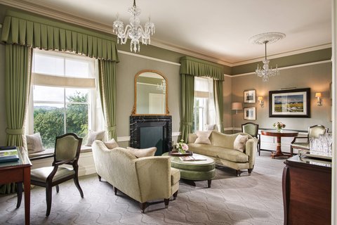 Double/Double Signature Suite - Living Room