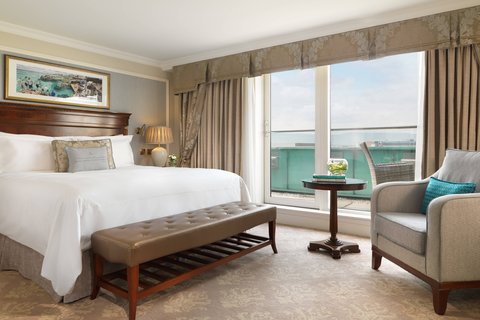 Balcony King Guest Room