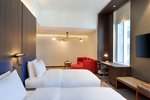 2 Bedroom Suite, Bedroom 1: 1 King, Bedroom 2: 2 Twin