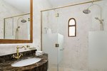 Deluxe Guest room, 1 King