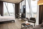Corner Room, Guest room, 1 King, City view, Corner room