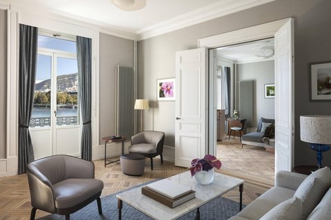 Mont-Blanc Suite Living Room