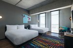Aloft, Guest room, 2 Queen