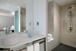 Savvy Room, Larger Guest room, 1 King