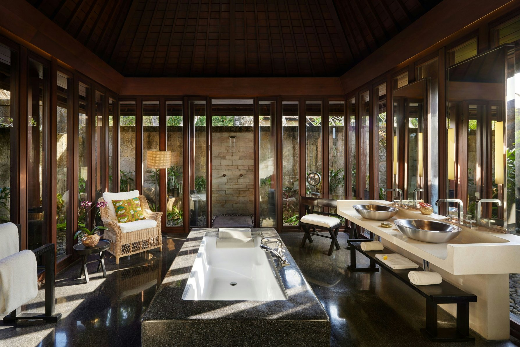 Bvlgari Resort Bali Room Type - Ocean Cliff, 1 Bedroom Villa, 1 King, Cliff Edge, Plunge pool Bvlgari Resort Bali Room Type - Ocean Cliff, 1 Bedroom Villa, 1 King, Cliff Edge, Plunge pool