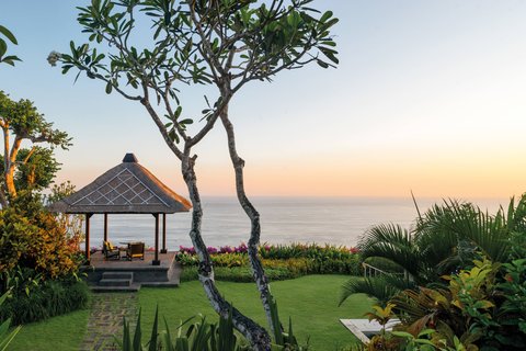 The Bvlgari Villa - Garden Area