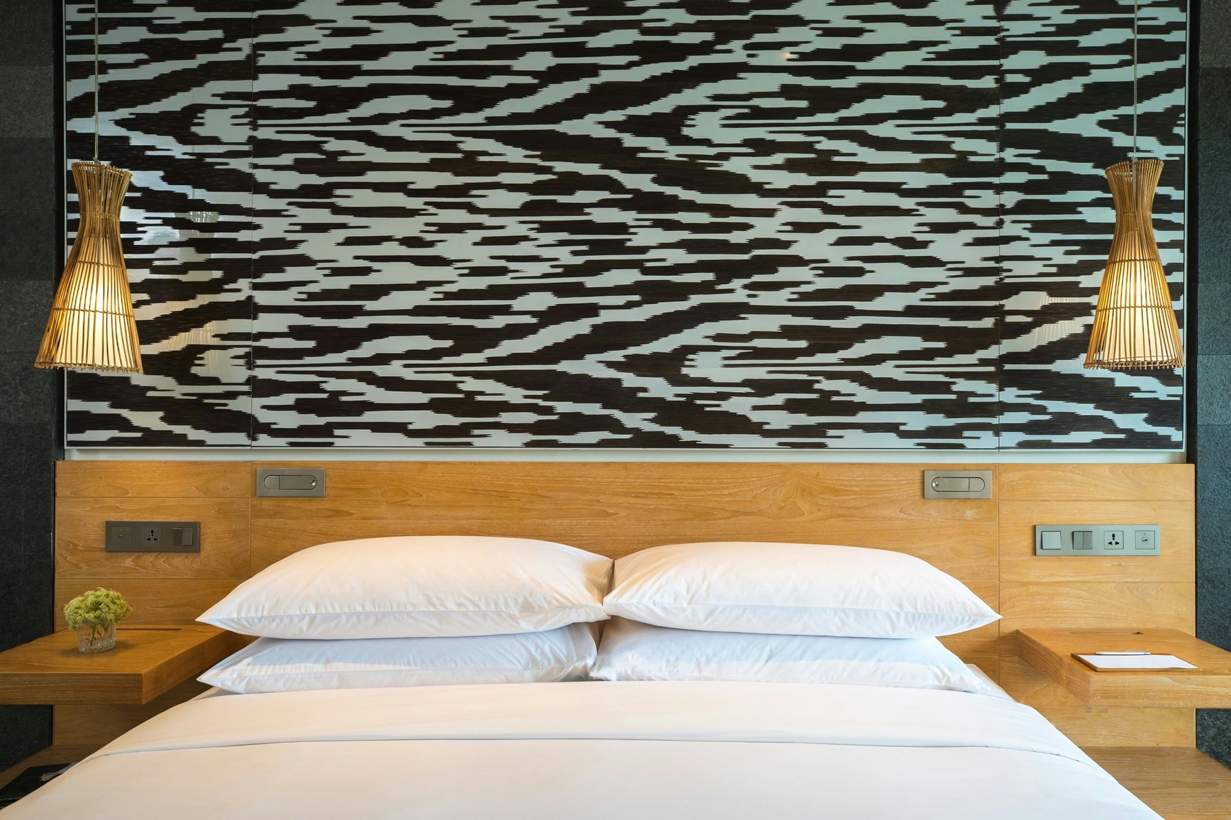 Renaissance Bali Uluwatu Resort & Spa Room Type - Deluxe King, Guest room, 1 King, Garden view, Balcony with Free Scheduled Shuttle to Hotel’s Beach F Renaissance Bali Uluwatu Resort & Spa Room Type - Deluxe King, Guest room, 1 King, Garden view, Balcony with Free Scheduled Shuttle to Hotel’s Beach F