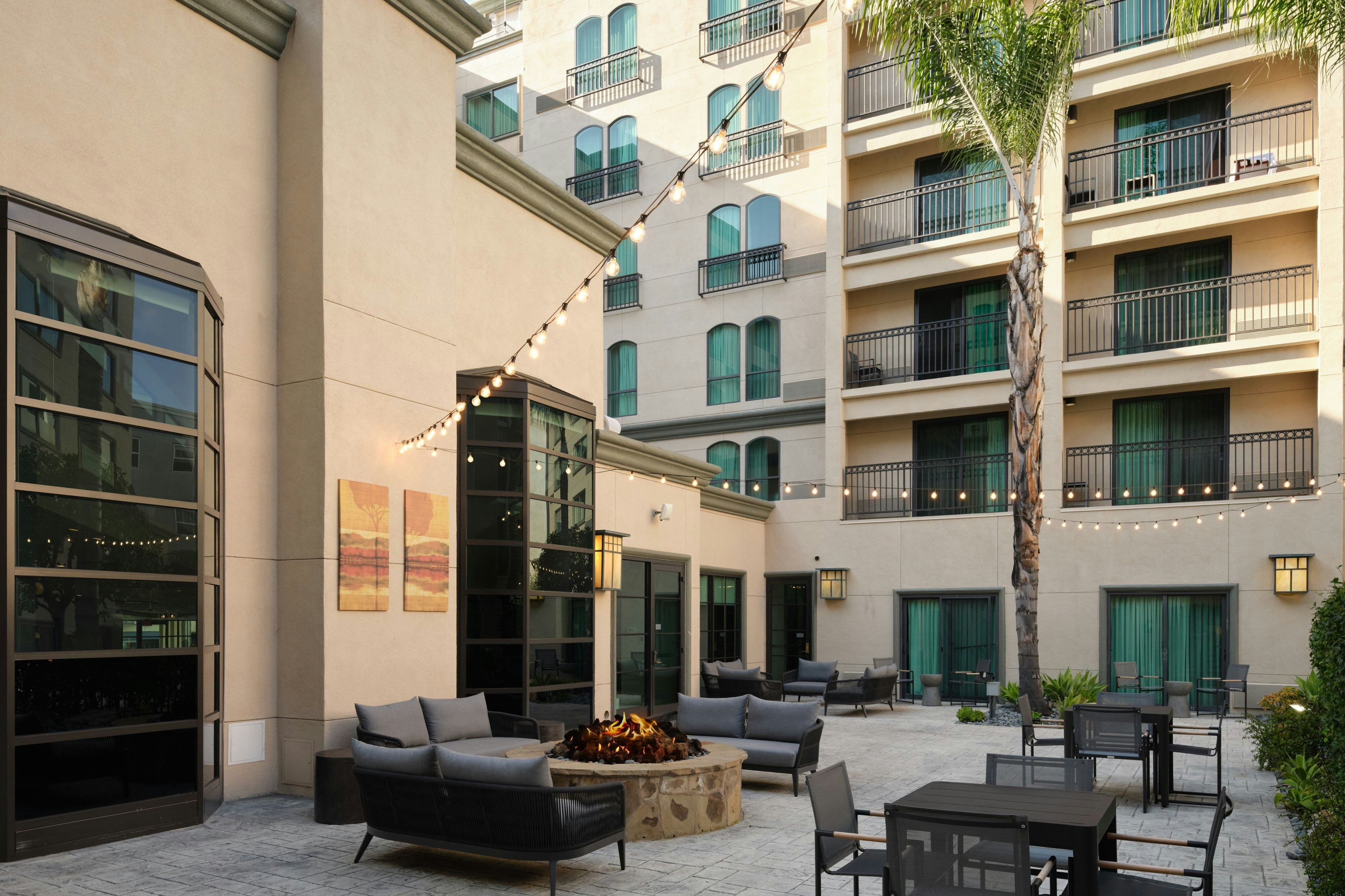 Courtyard Los Angeles Pasadena/Old Town