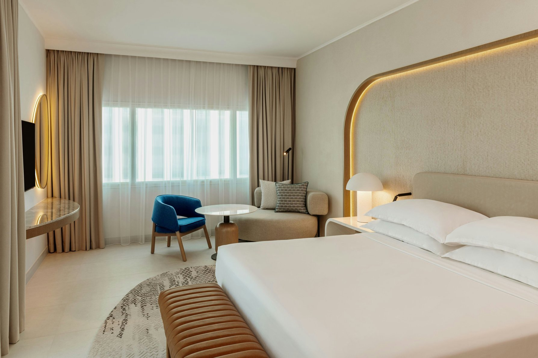 Sheraton Jumeirah Beach Resort Room Type - Club Sea View, Club lounge access, Guest room, 1 King