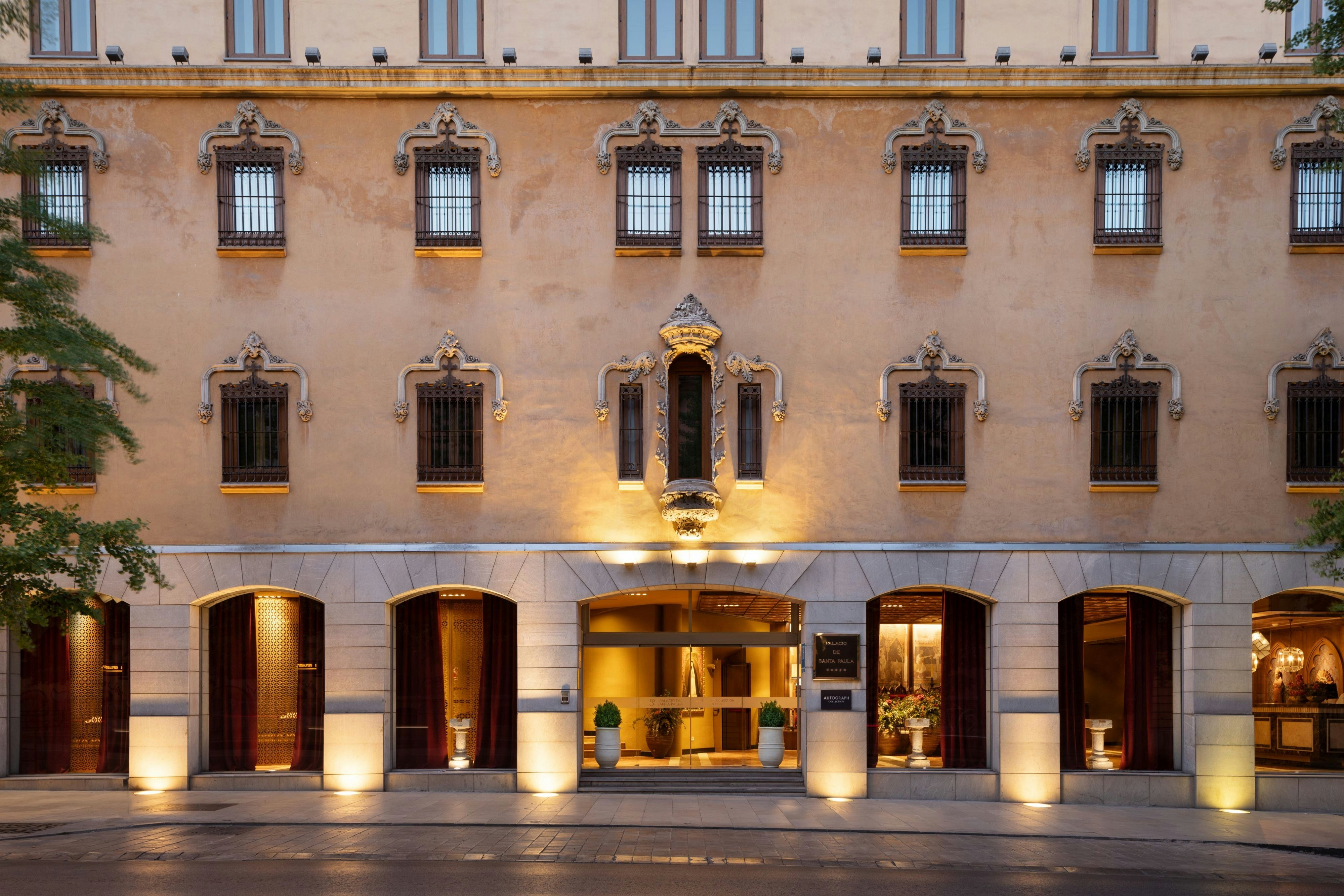 Hotel Palacio de Santa Paula, Autograph