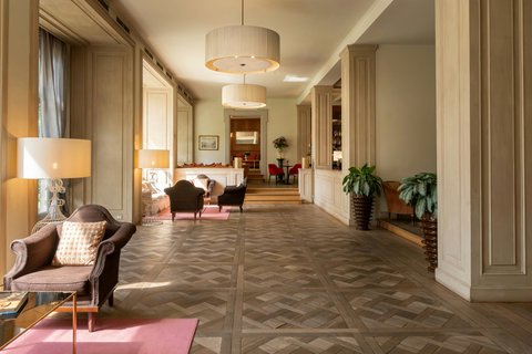 Lounge Area