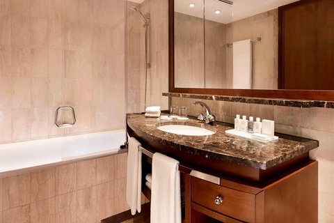 Grand Deluxe Room - Bathroom