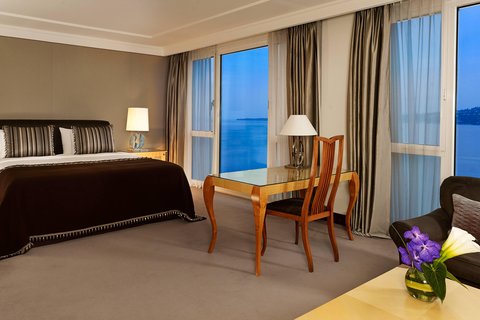 Presidential Suite - Bedroom