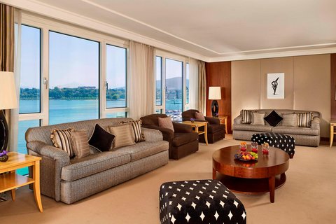 Presidential Suite - Living Room