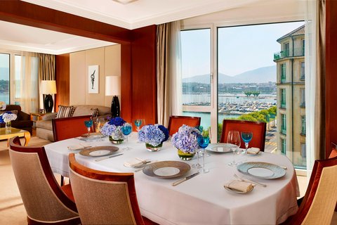 Presidential Suite - Dining Room