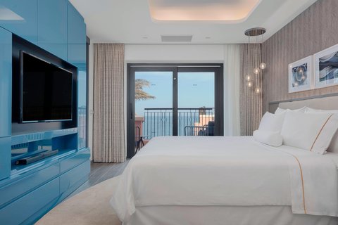 Two-Bedroom Luxury Suite - Bedroom