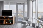 Riverview Suite, 1 Bedroom Suite, 1 King, Sofa bed, Potomac River view, River view