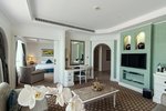 Family Suite, Larger Guest room, 1 King, Partial sea view