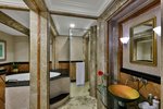 Royal Suite, Club lounge access, 3 Bedroom Larger Suite, Oceanfront, High floor, Balcony