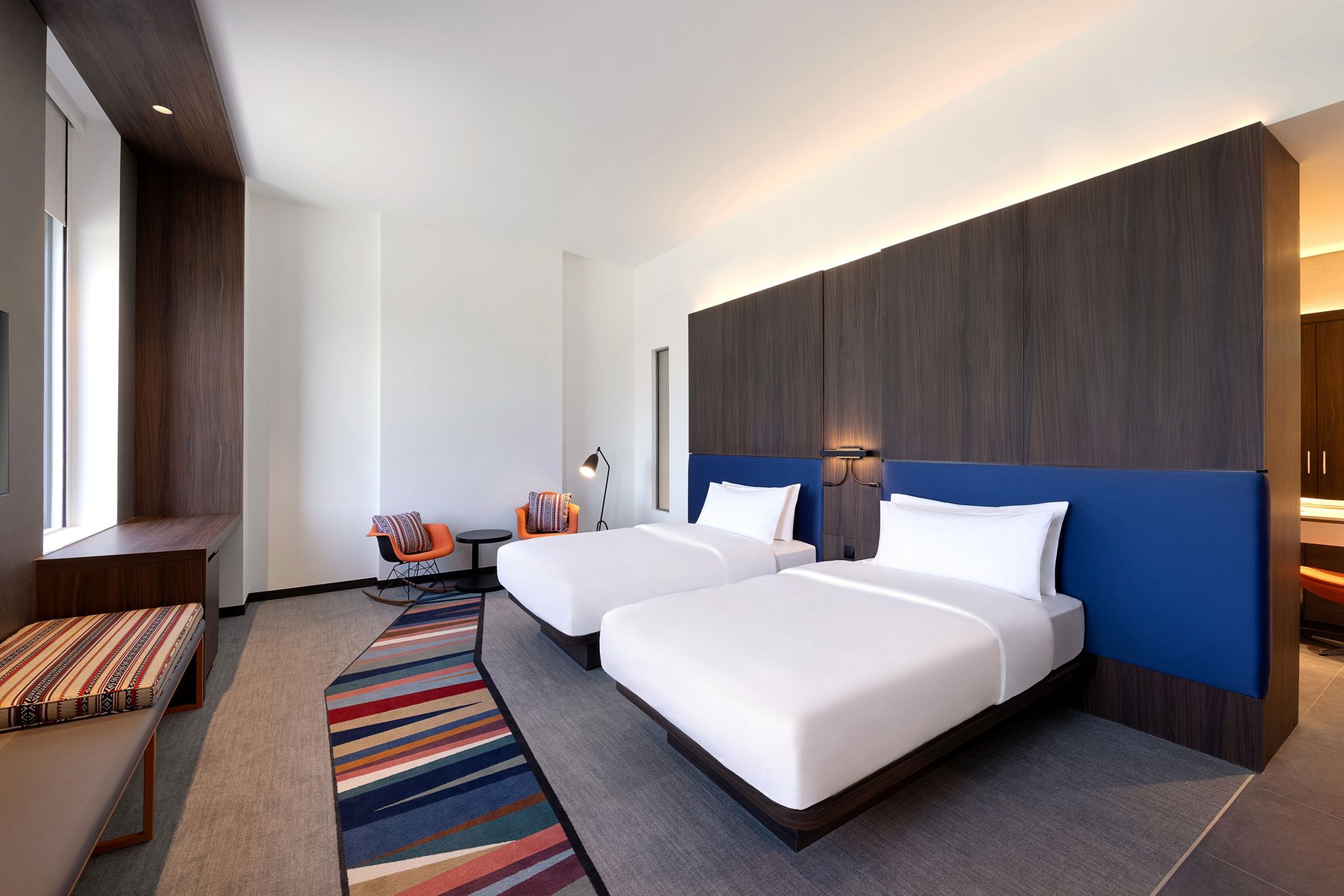 Aloft by Marriott Al Mina, Dubai Room Type - Savvy, Guest room, 2 Twin, City view