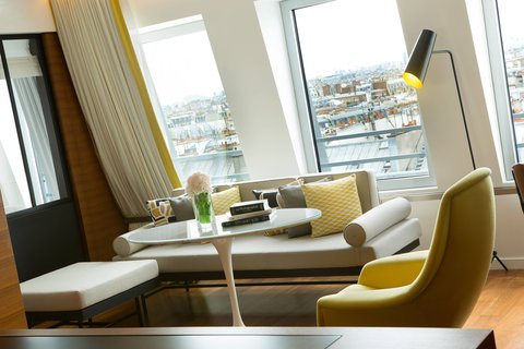 Skyline Suite