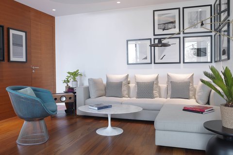 Penthouse Suite - Living Room