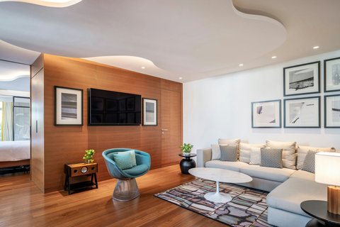 Penthouse lounge: sofa and armchair, tv, wifi